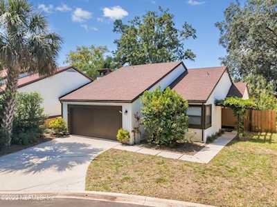 7966 Linkside Dr Jacksonville, FL 32256