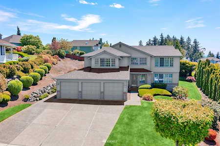 5237 Port View Place NE Tacoma, WA 98422