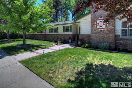 1041 W Robinson St Carson City, NV 89703-3762