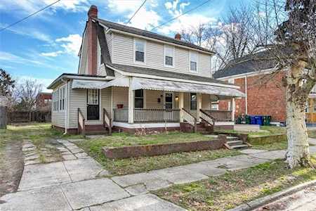 822 30th St Newport News, VA 23607