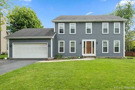 512 Bede Circle North Aurora, IL 60542