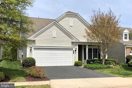 44280 Panther Ridge Dr Ashburn, VA 20147