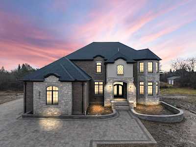 6690 Roseberry Ct Shelby Twp, MI 48316