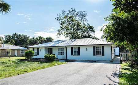 3047 Gordon St Naples, FL 34112