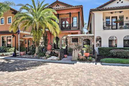 8849 La Terrazza Pl Jacksonville, FL 32217