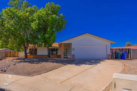 2530 E John Cabot Road Phoenix, AZ 85032