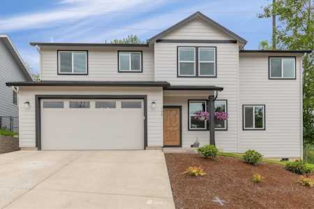 148 Shoreview Dr Kelso, WA 98626