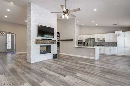 9801 Pinnacle Pass Dr Las Vegas, NV 89117