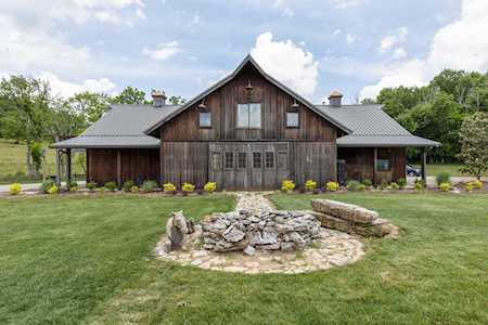 3920 Boston Theta Rd Columbia, TN 38401