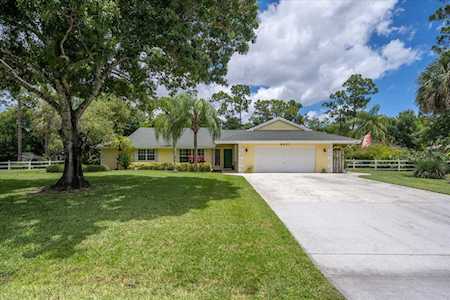 9437 Rodeo Drive Lake Worth, FL 33467