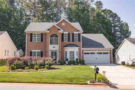 6714 Reedy Creek Rd Charlotte, NC 28215