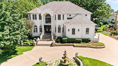 23W331 Foxwood Ct Naperville, IL 60540
