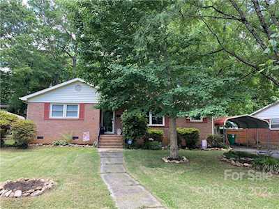 3030 Dunlavin Way Charlotte, NC 28205