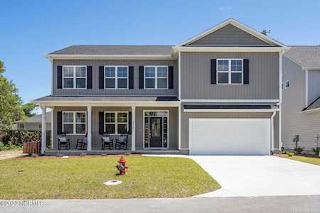 6512 Oak Canopy Drive Wilmington, NC 28409