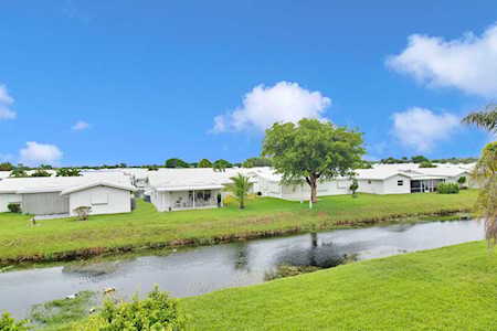 2161 W Woolbright Road #M202 Boynton Beach, FL 33426