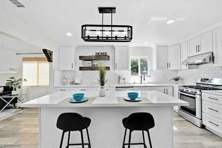 11366 Camarosa Circle San Diego, CA 92126