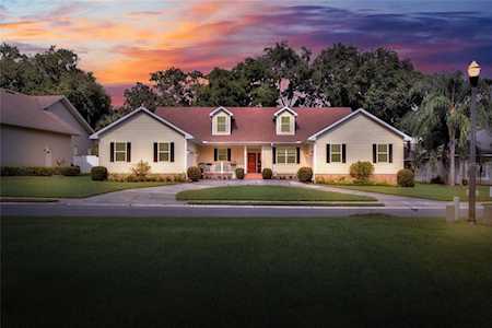 5311 Bloomfield Blvd Lakeland, FL 33810
