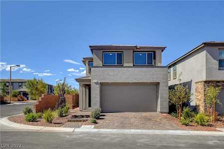 10752 Silver Pond Ave Las Vegas, NV 89135