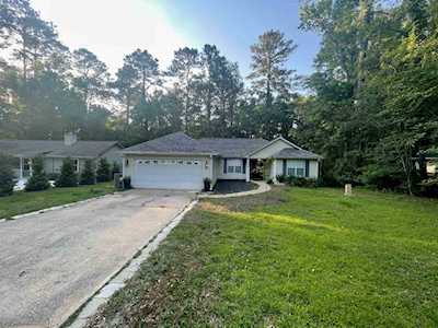 1679 Folkstone Rd Tallahassee, FL 32312