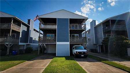 741 W Ocean View Ave #D Norfolk, VA 23503