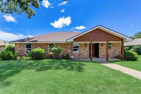 1618 E Peters Colony Road Carrollton, TX 75007