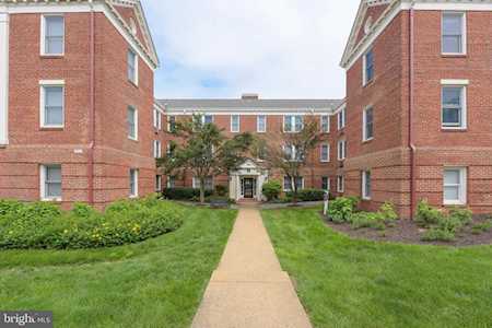 906 Washington St S #204 Alexandria, VA 22314
