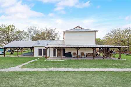 4461 Macs Trail Caddo Mills, TX 75135