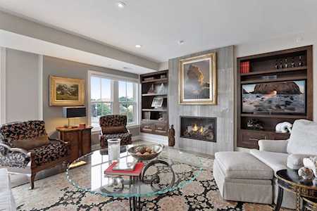 1060 Grand Avenue #405 Saint Paul, MN 55105