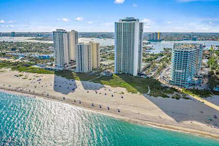 3000 N Ocean Drive #14a Singer Island, FL 33404