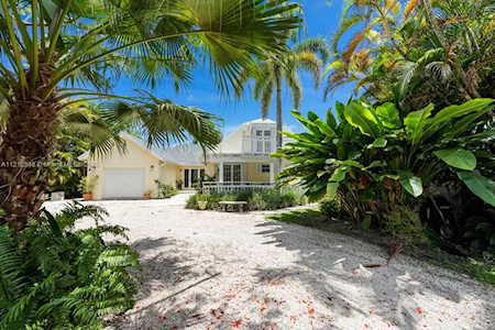 7521 SW 133rd St Pinecrest, FL 33156