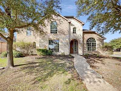 7701 Providence Drive Rowlett, TX 75089