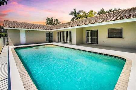 5156 NW 99th Way Coral Springs, FL 33076