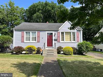 766 Evergreen Ave N Woodbury, NJ 08096