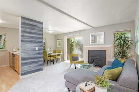 9805 Avondale Rd NE #V157 Redmond, WA 98052