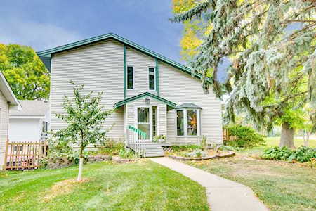 3464 Pilgrim Lane N Plymouth, MN 55441