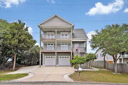 215 Virginia Avenue Carolina Beach, NC 28428