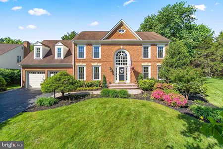 14708 Wildflower Ct Centreville, VA 20120