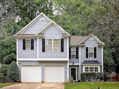 7525 Lullwater Cove Huntersville, NC 28078