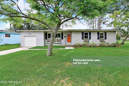 2067 Valens Dr Jacksonville, FL 32216