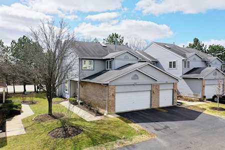 1302 S Parkside Dr Palatine, IL 60067