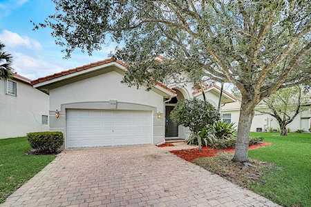9139 Citrus Isle Lane Lake Worth, FL 33467