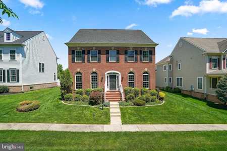 23219 Christopher Thomas Ln Brambleton, VA 20148