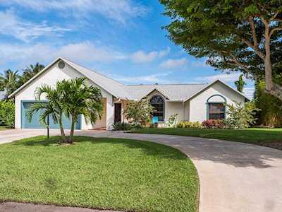 4920 SE Pine Ridge Way Stuart, FL 34997