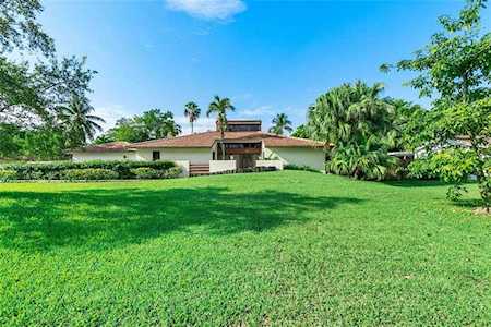 11230 NW 24th St Coral Springs, FL 33065