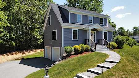 12 Winslow Dr Exeter, NH 03833