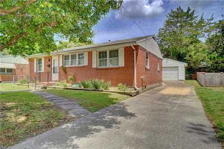 1207 Drayton Rd Chesapeake, VA 23324