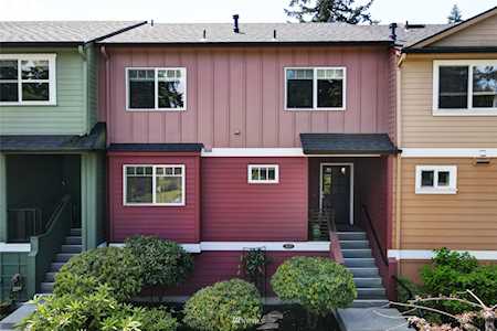 305 N 148th St Shoreline, WA 98133