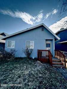 7941 Moose Run Circle Anchorage, AK 99507
