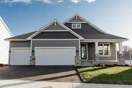 5573 Oak Cove N Oak Park Heights, MN 55082