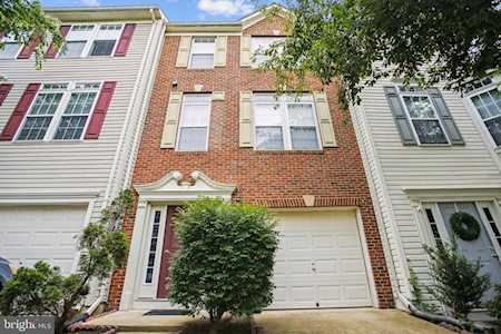 8429 Hallie Rose St Alexandria, VA 22309